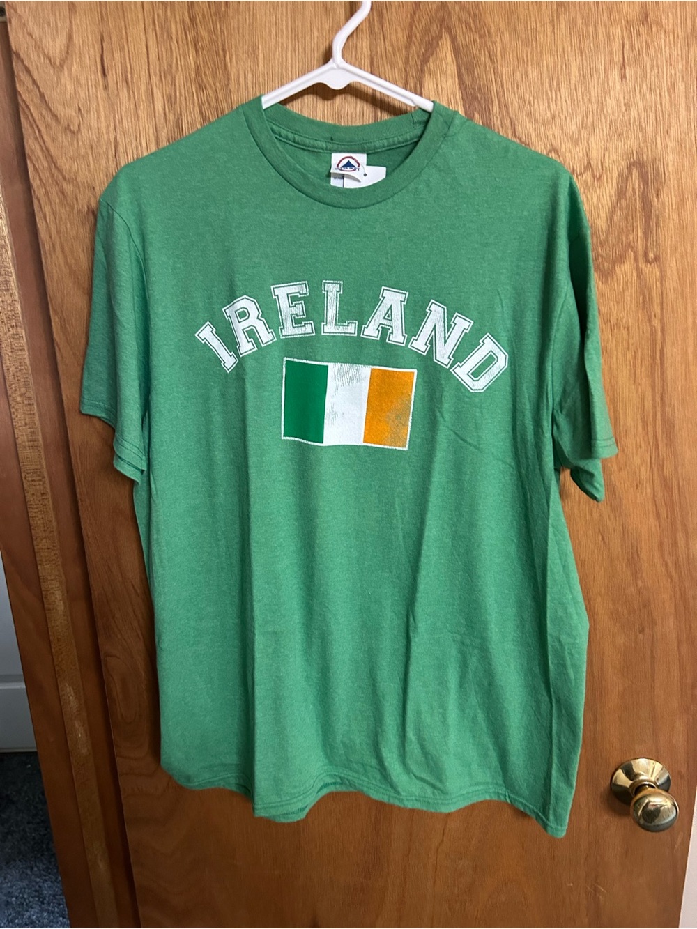 Delta Soft Men's Ireland Flag Graphic T-Shirt Green Heather – NWT Size L